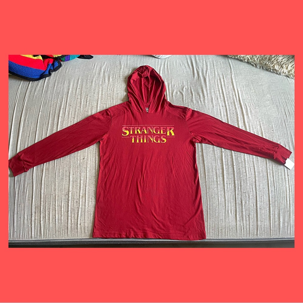 Stranger Things Hooded-Tee (UniSex)